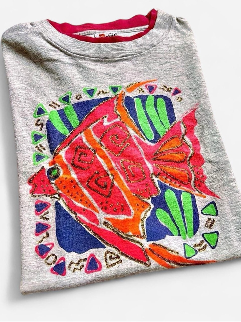 Vintage Gray Kauai Hawaii Crewneck Shirt with Bright Fish Graphic XL